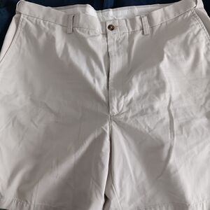 Haggar Cream Flat Front Shorts Lightweight Casual